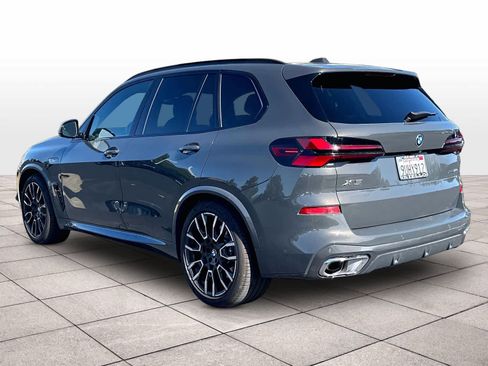 Used 2026 BMW X5 xDrive50e w/ M Sport Package AWD/4WD image 7