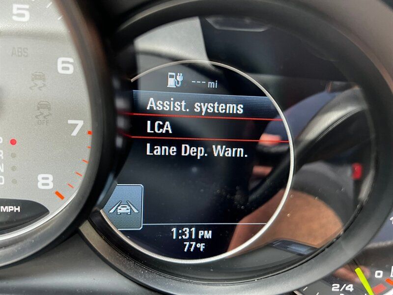 Used 2014 Porsche Panamera S RWD image 32