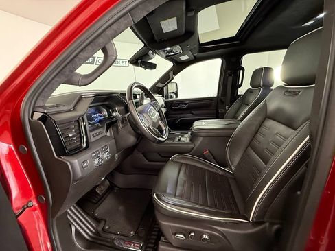 Used 2024 GMC Sierra 2500 AT4X AWD/4WD image 19