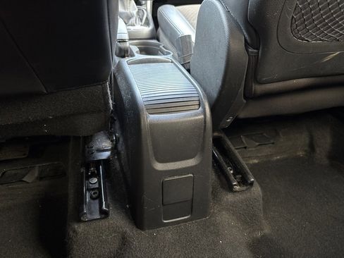 Used 2021 Buick Encore Preferred image 12