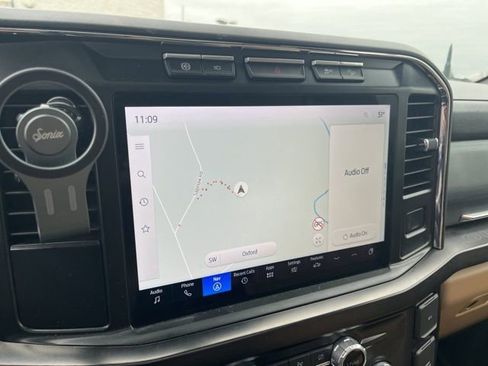 Used 2023 Ford F250 Lariat w/ Sport Appearance Package image 11