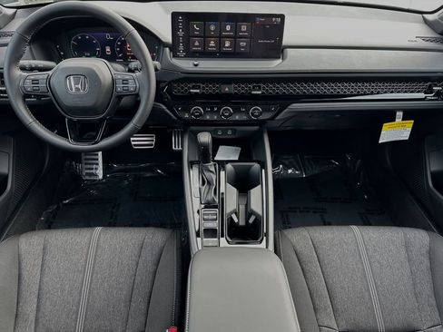 Certified 2025 Honda Accord Sport image 17