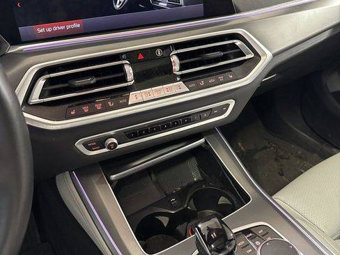Used 2023 BMW X5 xDrive40i w/ Premium Package image 9