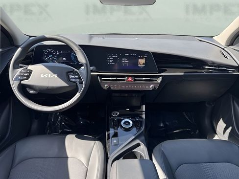 Used 2024 Kia Niro Wind image 12