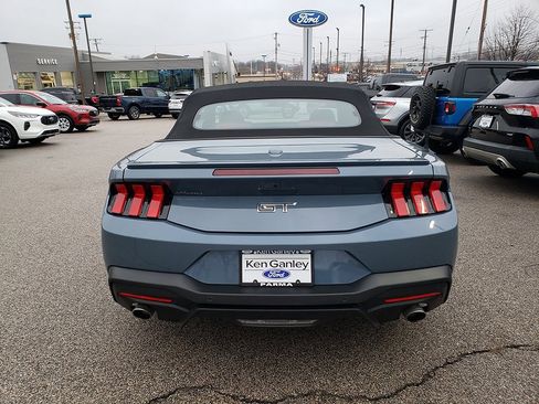Used 2025 Ford Mustang GT Premium image 6