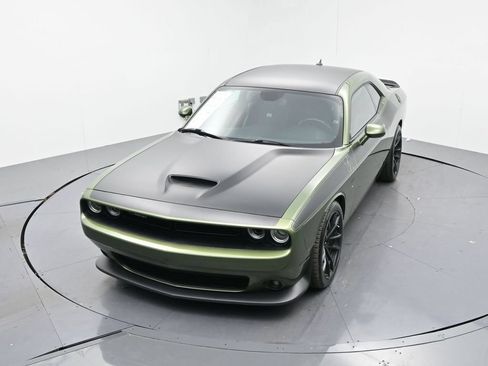 Used 2020 Dodge Challenger R/T Scat Pack w/ T/A Package RWD image 17