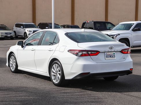 Used 2023 Toyota Camry LE image 9