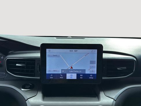 Used 2021 Ford Explorer XLT w/ Equipment Group 202A image 16