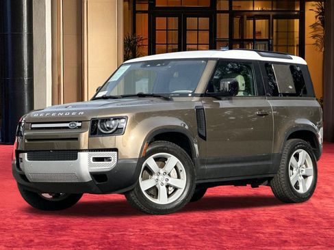 Used 2021 Land Rover Defender 90 First Edition image 2