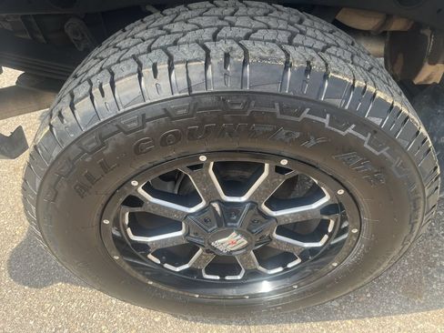 Used 2015 Chevrolet Silverado 2500 W/T AWD/4WD image 13