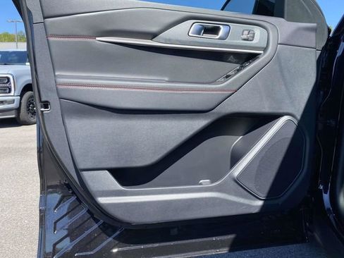 New 2026 Ford Explorer ST-Line AWD/4WD image 17