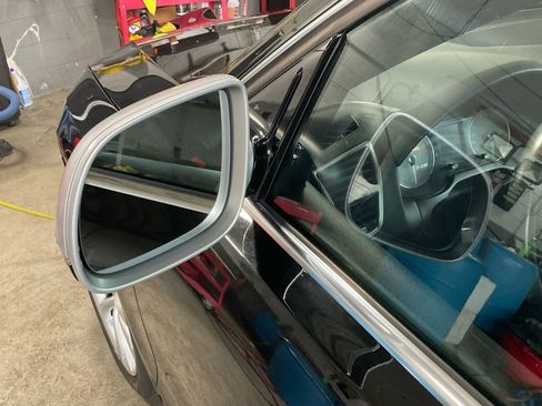 Used 2015 Audi SQ5 Prestige w/ Prestige Package image 35