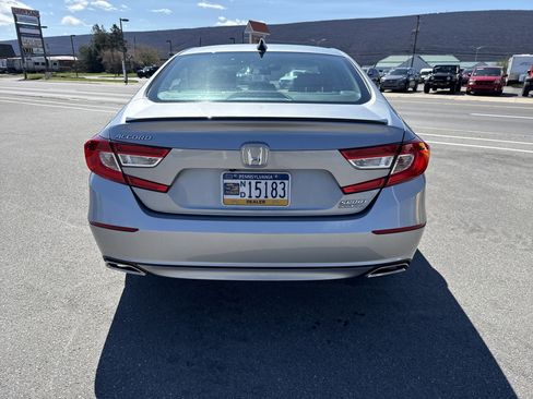 Used 2022 Honda Accord Sport Special Edition image 4