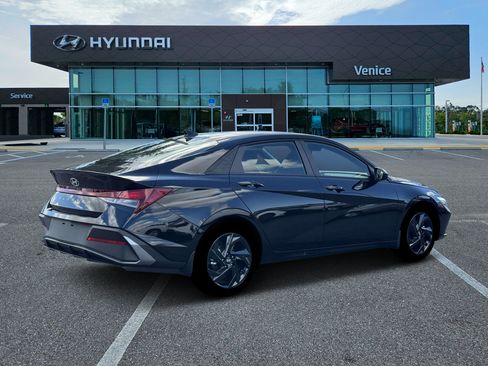 New 2026 Hyundai Elantra Sport FWD image 8