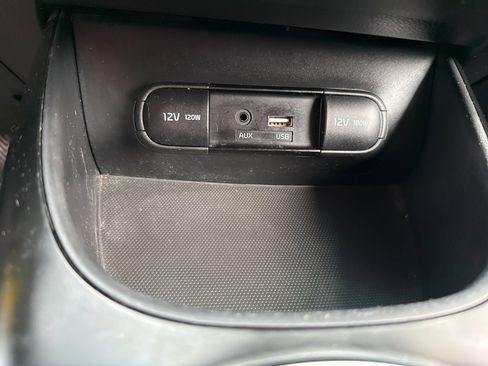 Used 2018 Kia Soul image 33