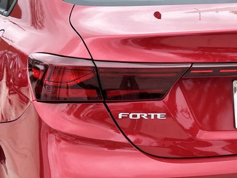 Used 2024 Kia Forte LXS FWD image 7