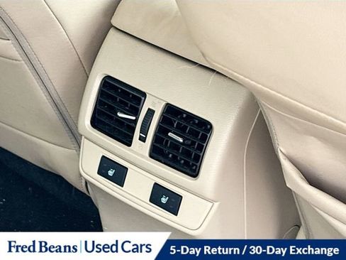 Used 2016 Subaru Legacy 2.5i Limited image 18