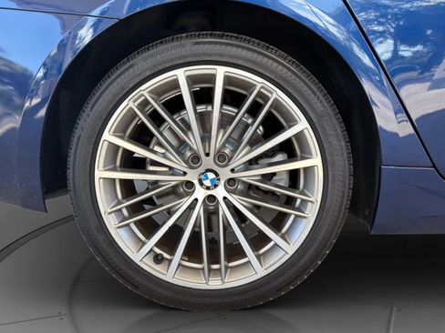 Used 2018 BMW 530i w/ Premium Package RWD image 24