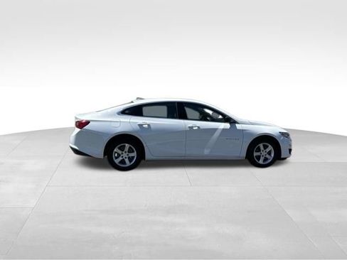 Used 2023 Chevrolet Malibu LS w/ LPO, Floor Liner Package FWD image 8