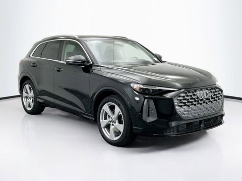 New 2025 Audi Q5 Prestige image 3