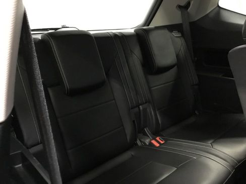 Used 2023 Volkswagen Atlas SE AWD/4WD image 17