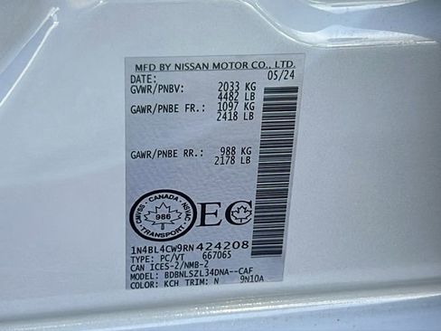 Used 2024 Nissan Altima 2.5 SR image 31