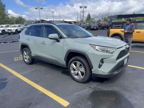 Used 2021 Toyota RAV4 XLE Premium AWD/4WD image 1