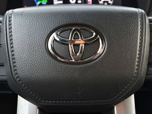 Used 2025 Toyota Tundra Limited image 7