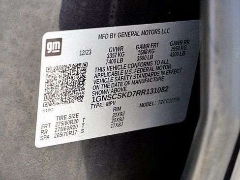 Used 2024 Chevrolet Tahoe Premier RWD image 32