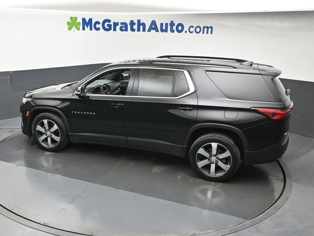 Used 2023 Chevrolet Traverse LT w/ LT Premium Package AWD/4WD image 27