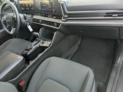 Used 2023 Kia Sportage LX image 21