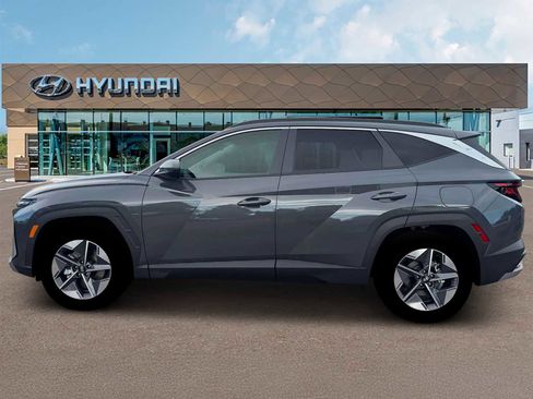 New 2026 Hyundai Tucson SEL FWD image 3