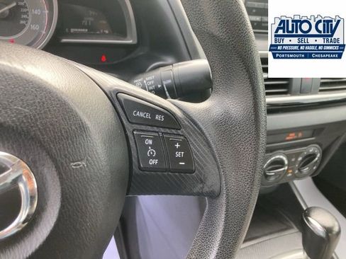 Used 2014 MAZDA MAZDA3 i Sport FWD image 22
