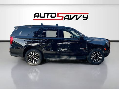 Used 2022 GMC Yukon AT4 w/ Technology Package AWD/4WD image 8