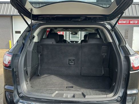 Used 2017 Chevrolet Traverse Premier image 16