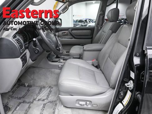Used 2005 Toyota Land Cruiser image 14