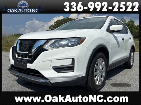 Used 2017 Nissan Rogue S FWD image 1