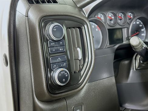 Used 2021 GMC Sierra 1500 4x4 Double Cab w/ Fleet Convenience Package image 10