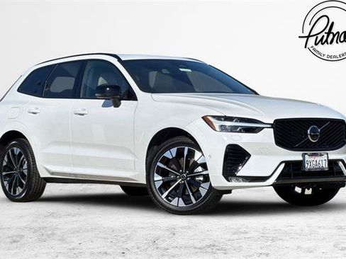 Used 2026 Volvo XC60 B5 Plus w/ Climate Package AWD/4WD image 1
