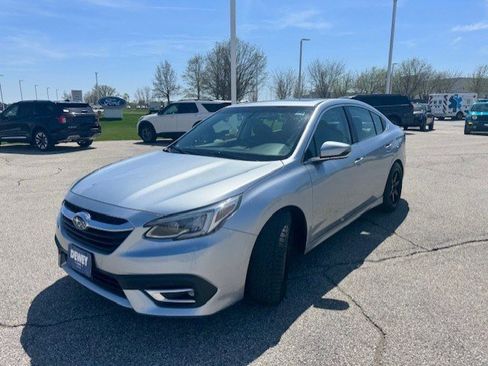 Used 2022 Subaru Legacy Limited image 3
