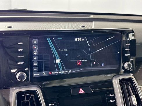 Used 2022 Kia Sorento SX Prestige image 17