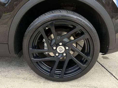 Used 2019 Porsche Cayenne image 37