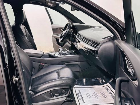 Used 2017 Audi Q7 3.0T Premium Plus AWD/4WD image 9