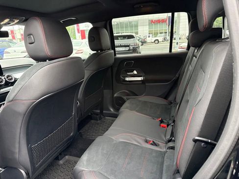 Certified 2025 Mercedes-Benz GLB 250 4MATIC image 9