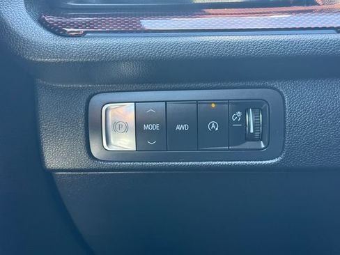 Certified 2025 Chevrolet Traverse RS w/ LPO, Floor Liner Package AWD/4WD image 18
