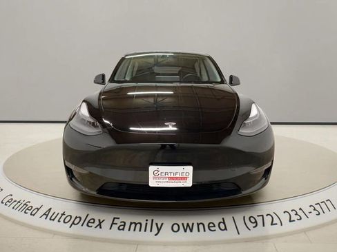 Used 2023 Tesla Model Y Performance image 6