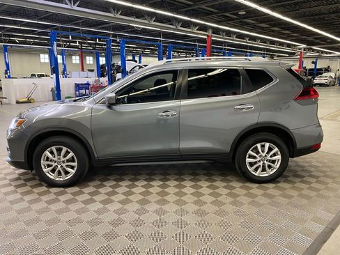 Used 2018 Nissan Rogue SV AWD/4WD image 7
