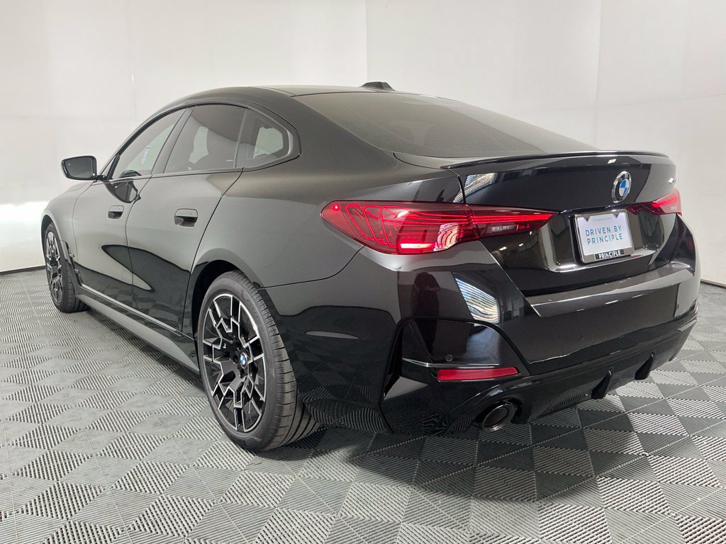 New 2026 BMW 430i w/ M Sport Package RWD image 7