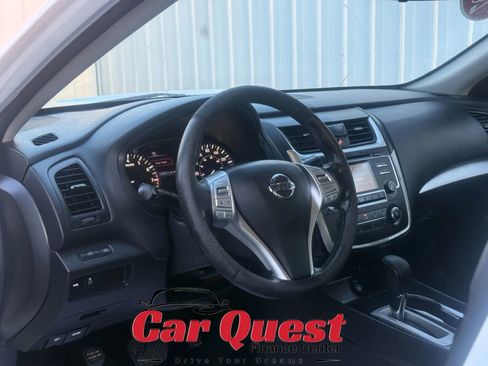 Used 2016 Nissan Altima 2.5 SR FWD image 10