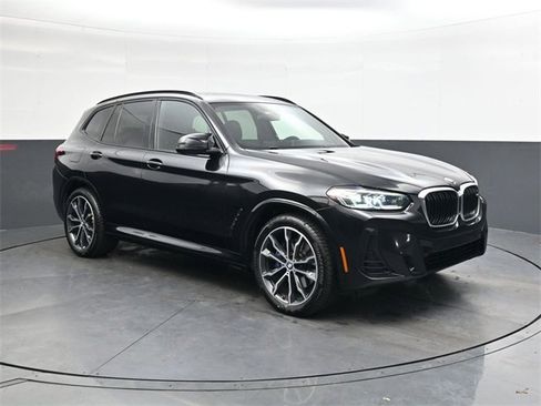 Used 2023 BMW X3 M40i w/ Premium Package image 2
